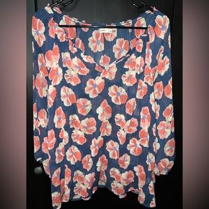 Old navy floral blouse